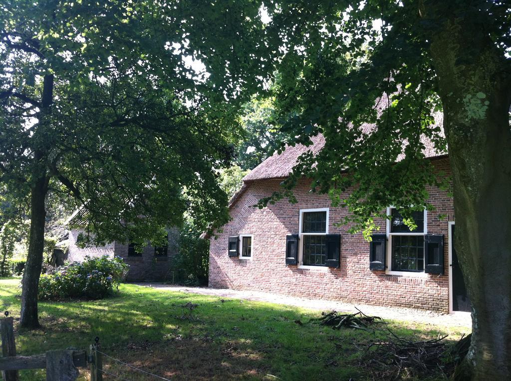 Aan De Dwarsweg Uffelte Exterior foto